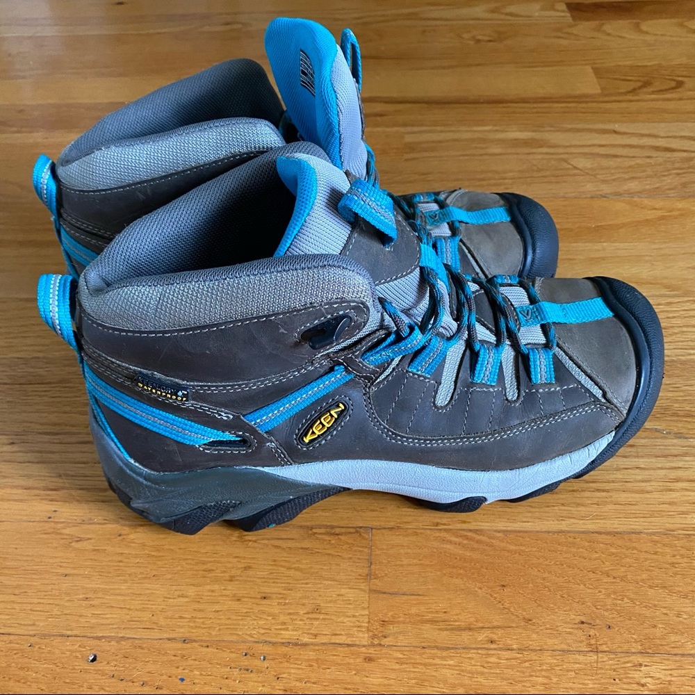 KEEN Women's Targhee II Mid Hiker, size 10